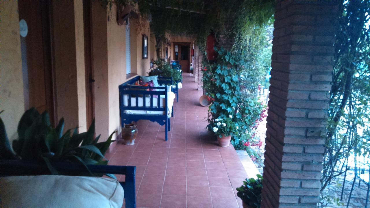 Hotel Rural La Cimbarra Aldeaquemada Exterior photo